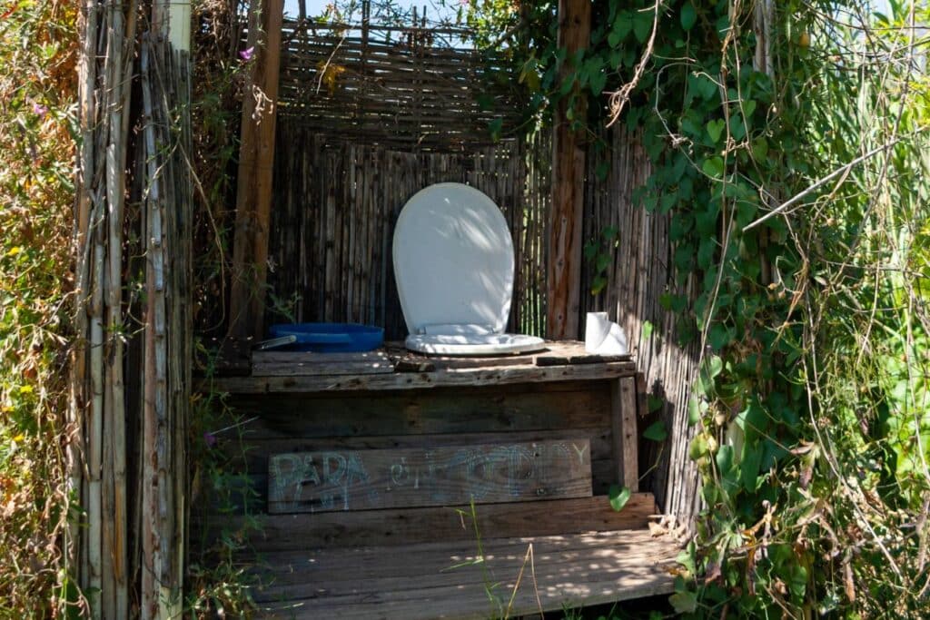 Toilettes sèches jardin, toilette sèche suédoise, toilettes sèches extérieures